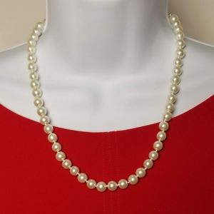 High quality glass pearl adjustable necklace, individually knotted, Time & Tru